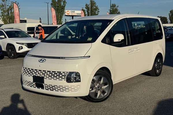 2022 Hyundai STARIA