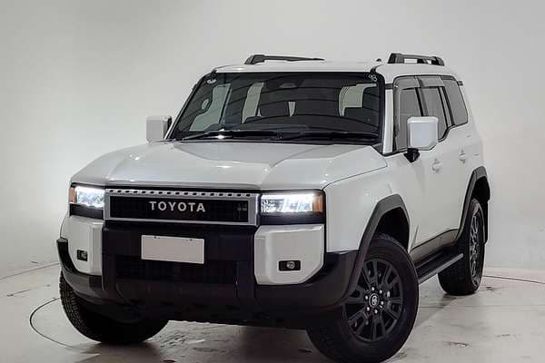 2025 Toyota Landcruiser Prado