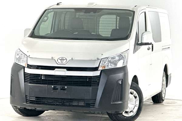 2022 Toyota Hiace