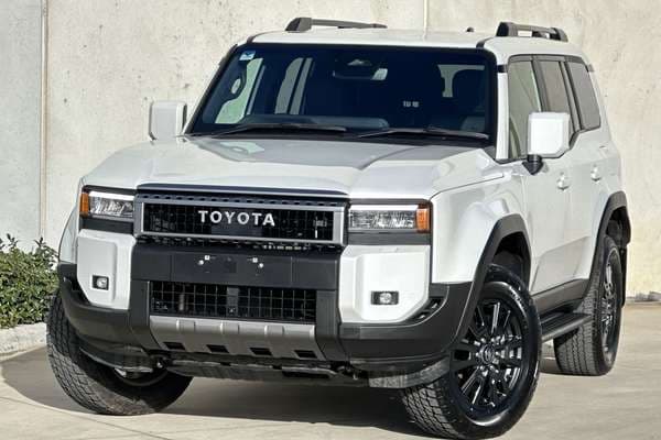 2024 Toyota Landcruiser Prado