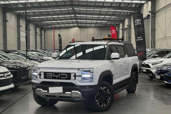 2025 BYD SHARK 6
